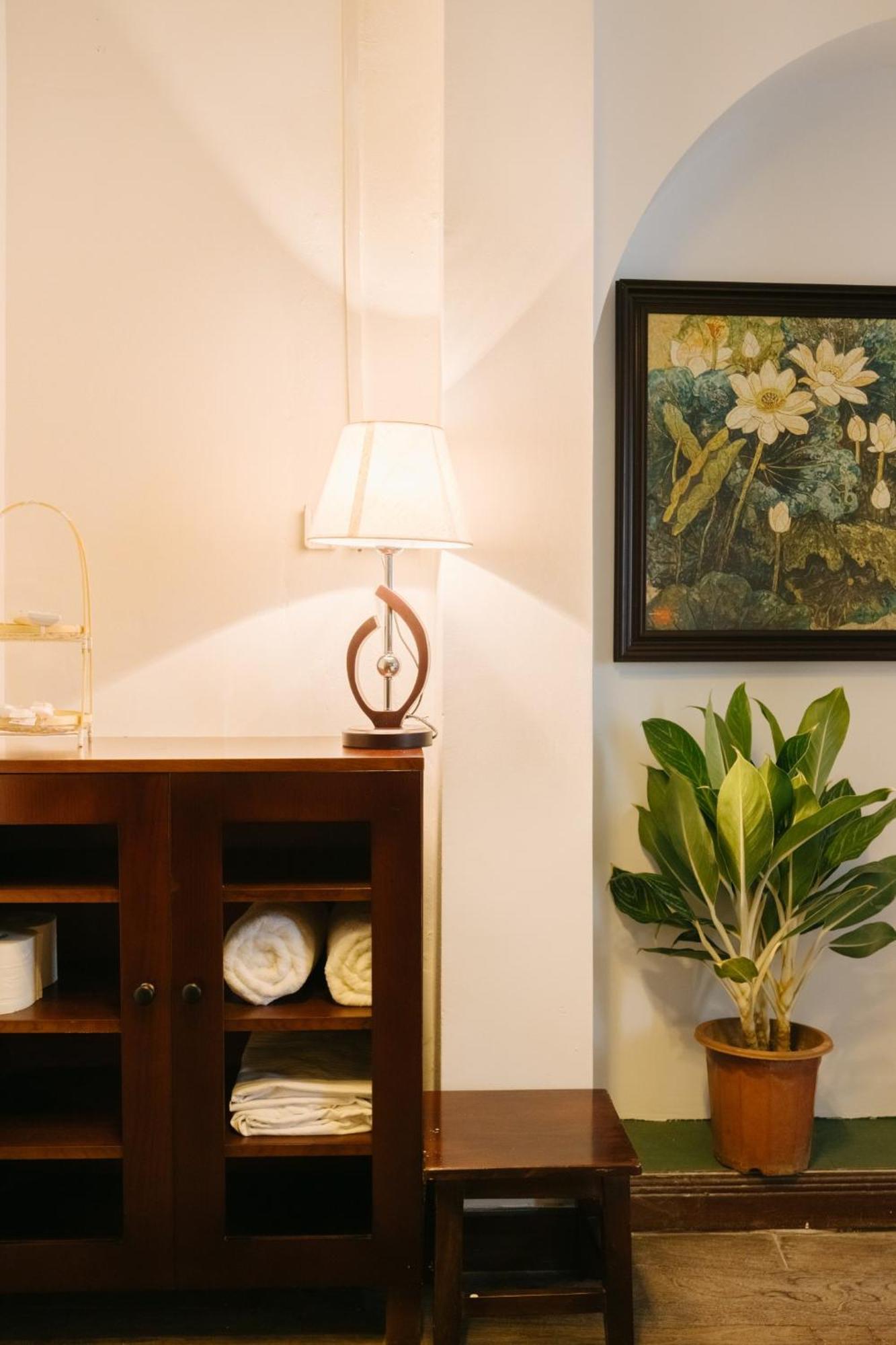 Homestay And Eggcoffee Central Hanoi Old Quarter Zewnętrze zdjęcie