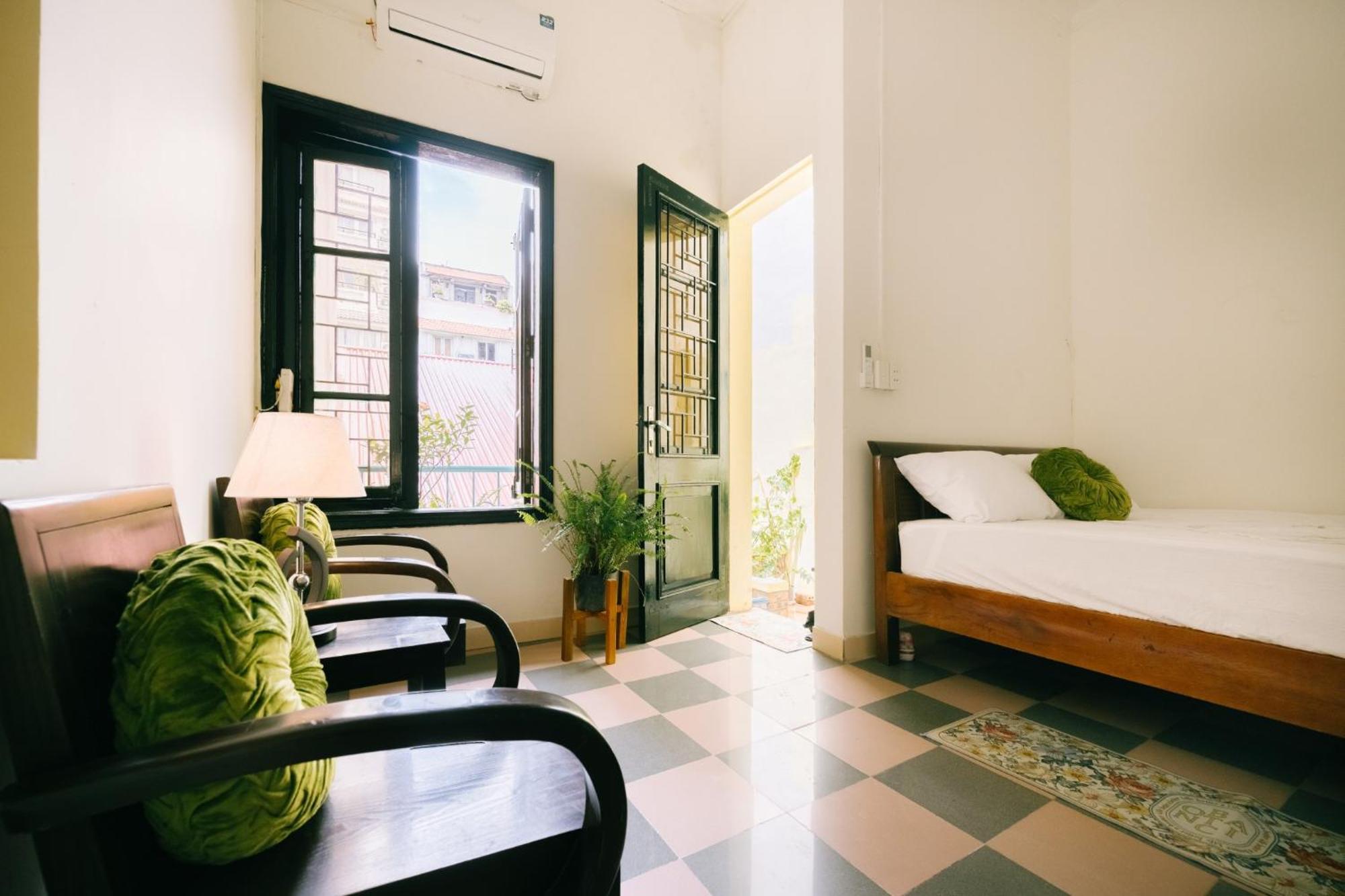 Homestay And Eggcoffee Central Hanoi Old Quarter Zewnętrze zdjęcie