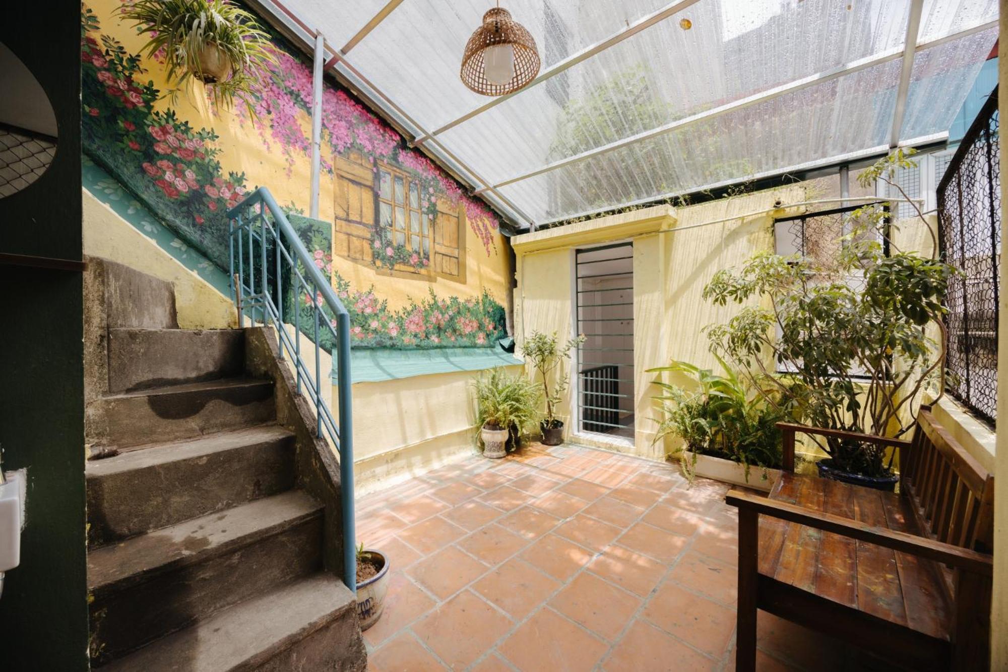 Homestay And Eggcoffee Central Hanoi Old Quarter Zewnętrze zdjęcie