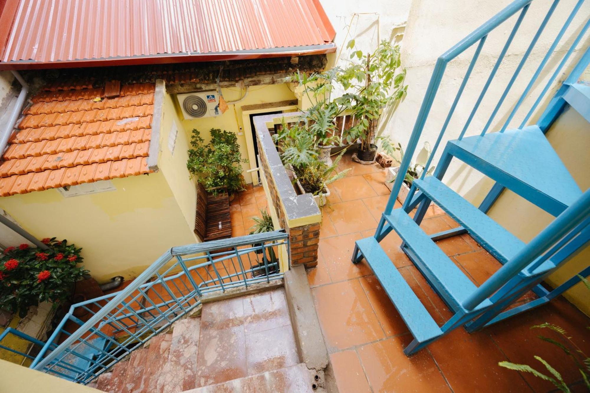 Homestay And Eggcoffee Central Hanoi Old Quarter Zewnętrze zdjęcie
