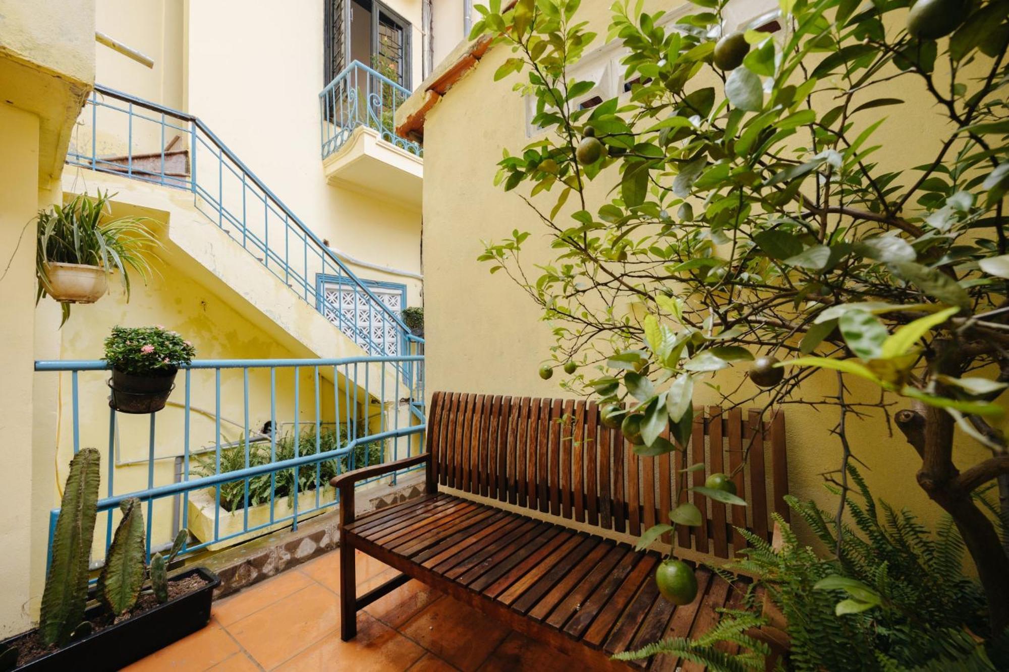 Homestay And Eggcoffee Central Hanoi Old Quarter Zewnętrze zdjęcie